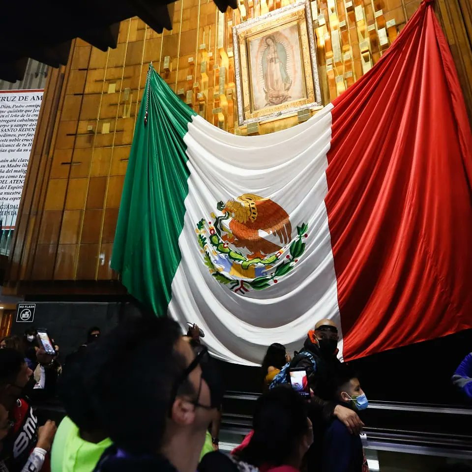 Más de un millón de peregrinos se reúnen en Basílica de Guadalupe sin miedo al Covid-19