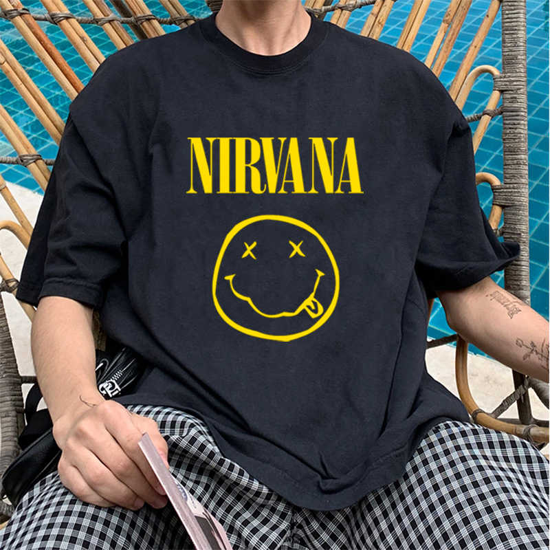 Suspenden a estudiante por creer que Nirvana era una marca de ropa
