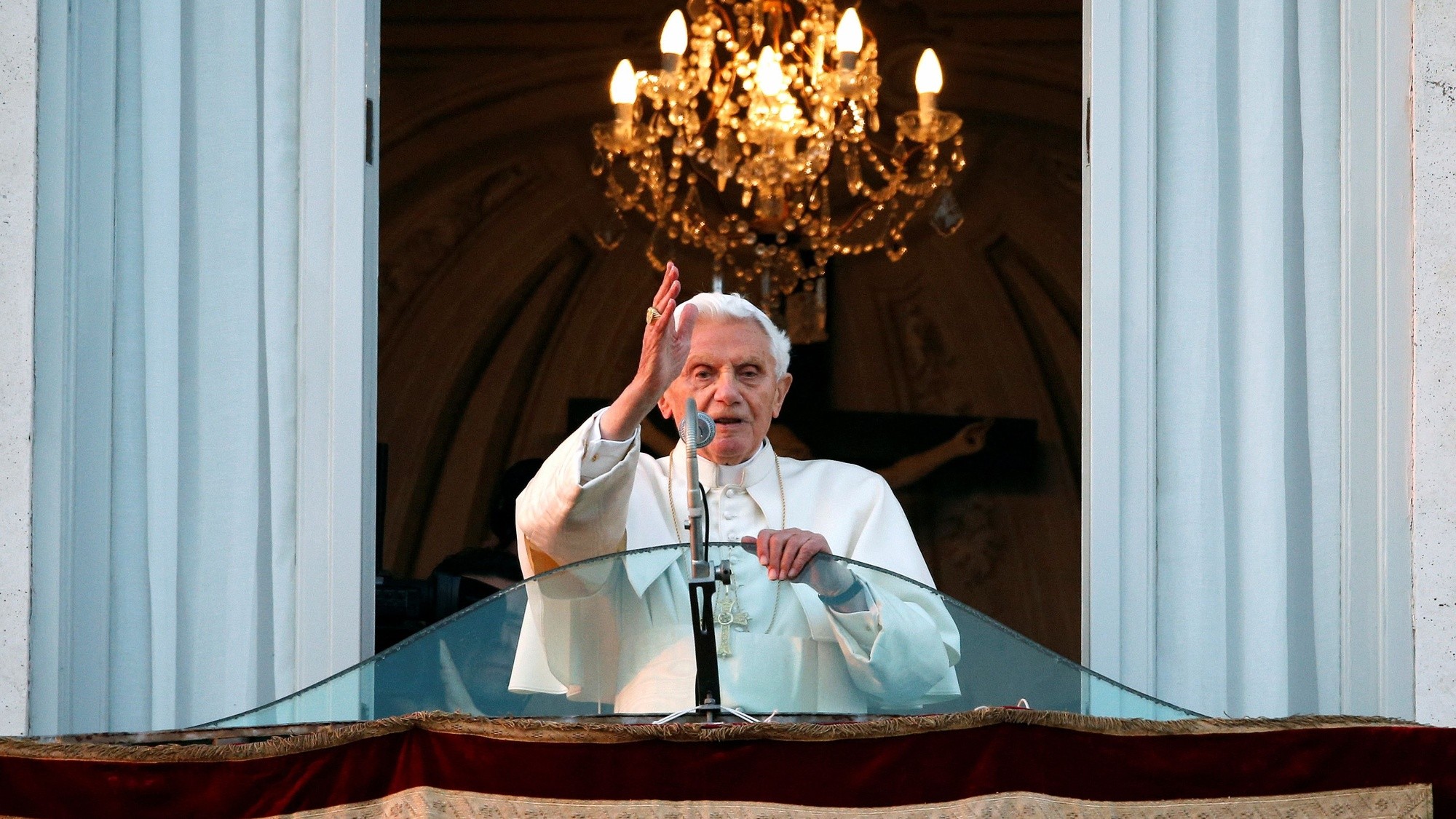 Reconoce el ex Papa Benedicto XVI abusos sexuales de sacerdote