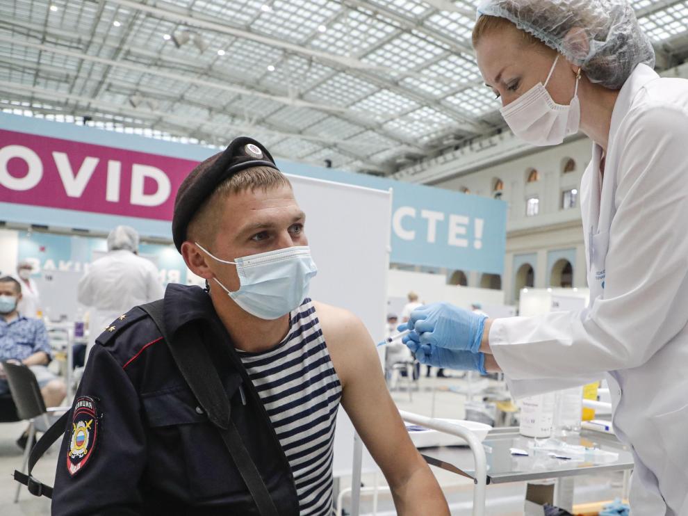 Reporta Rusia más de 60 mil nuevos casos de Covid-19 en un día