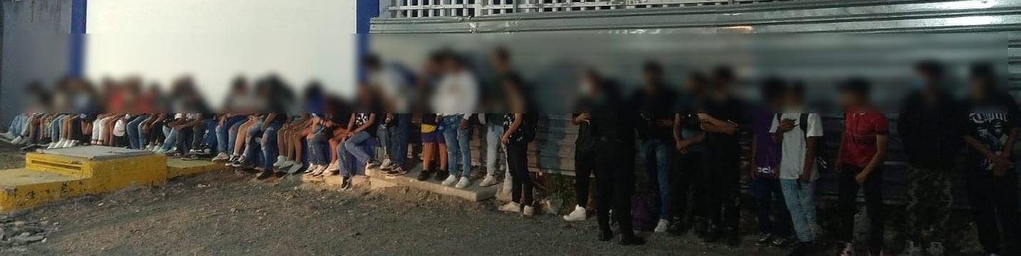 43 jóvenes son llevados al Torito por riña en Las Palapas