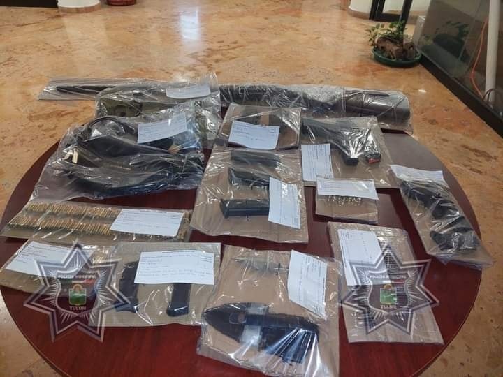 Extranjeros son detenidos en Tulum armas de alto calibre