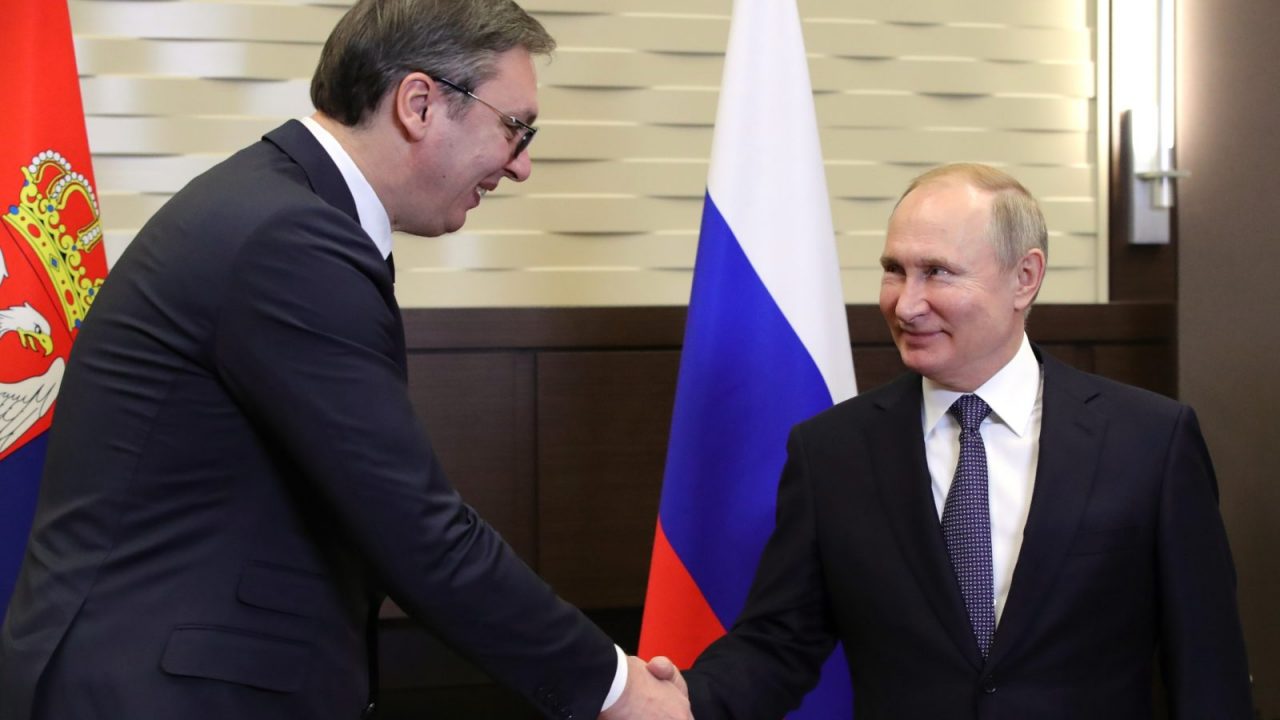Serbia anuncia que no se sumará a sanciones contra Rusia