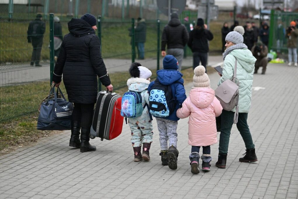 Refugiados ucranianos podrían llegar a 8.3 millones