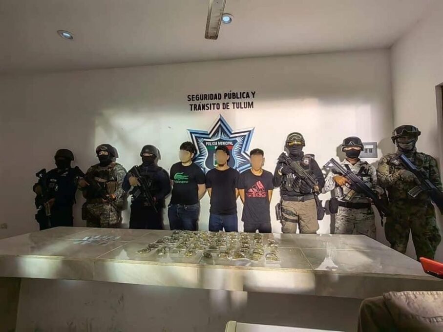 Detienen a ocho hombres y una mujer con drogas en Tulum