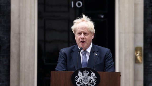 Con un "hasta la vista, baby", Boris Johnson se despide del Parlamento Británico