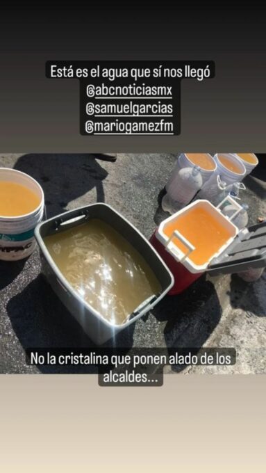 Pipas de Nuevo León entrega agua amarillas a los habitantes 