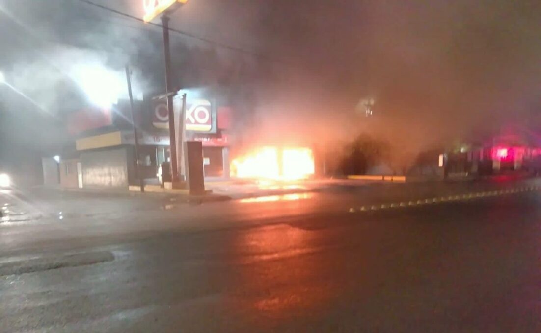 Ataques en Guanajuato dejaron al menos 20 comercios incendiados