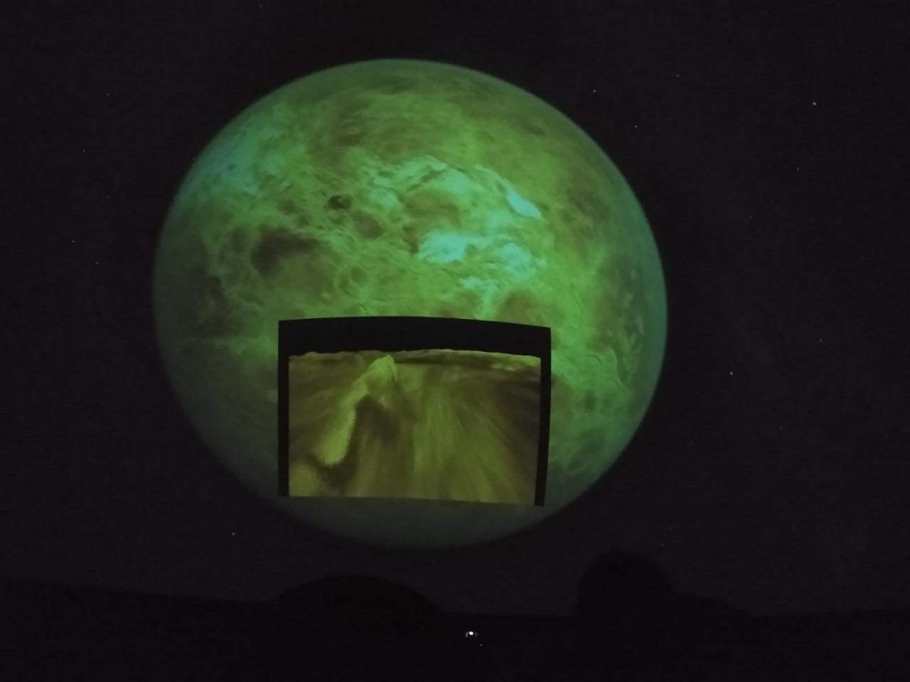 Imparten conferencias acerca de Venus, en el planetario del Parque de la Ciencia "Fundadores"