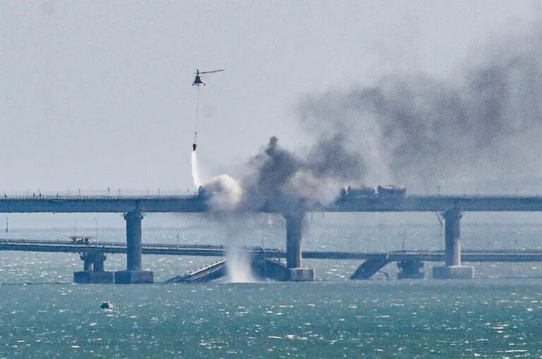 Rusia detiene a 8 personas por explosión en puente de Crimea
