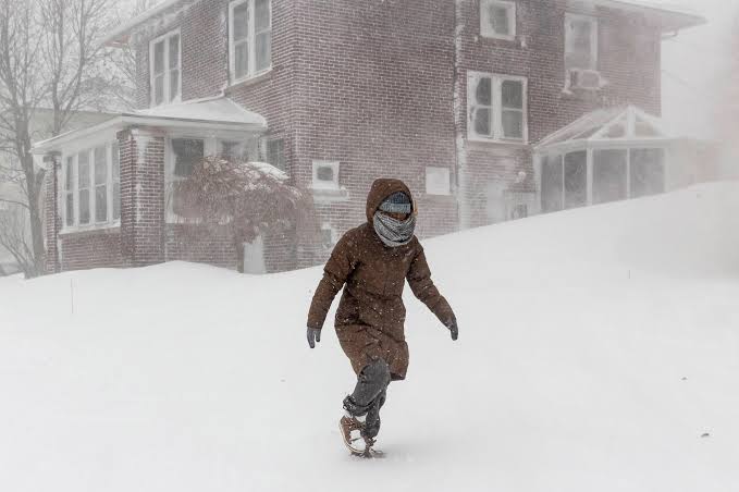 Se eleva a 38 cifra de muertos en EE.UU. por tormenta invernal