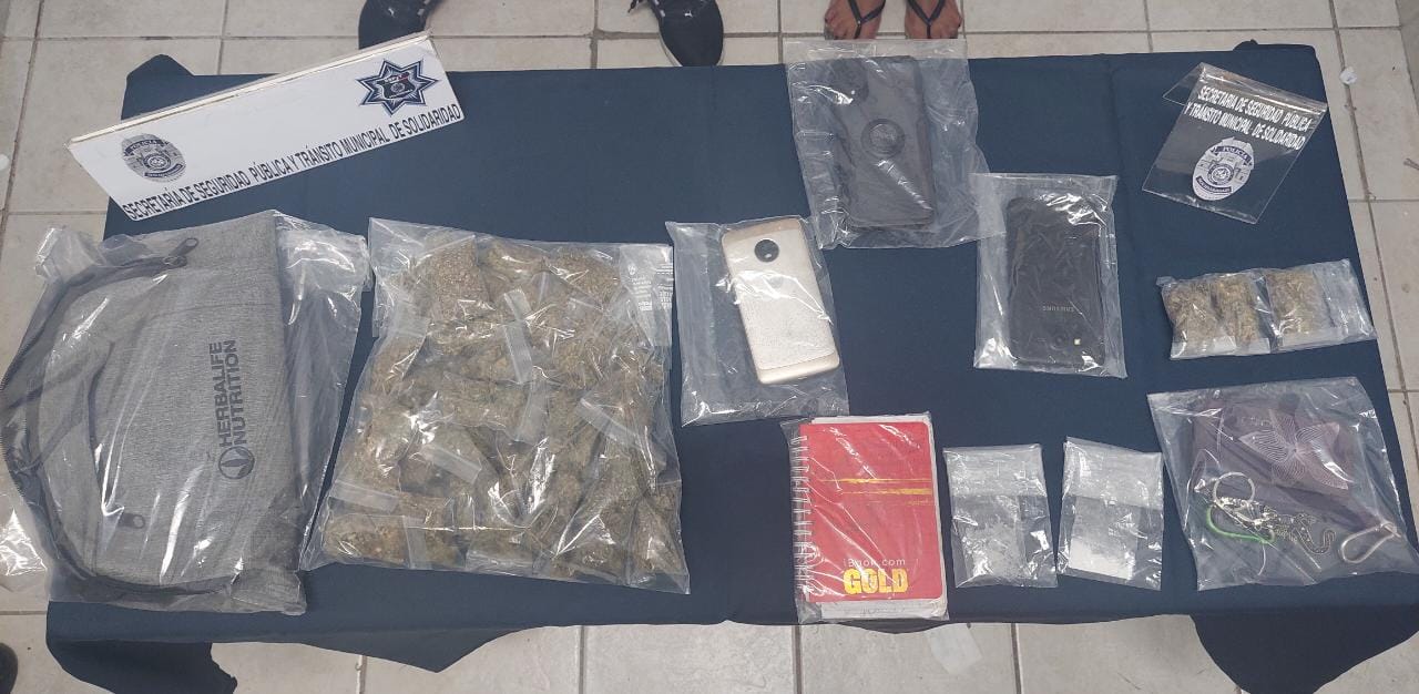 Una pareja fue detenida en Puerto Aventuras con 48 dosis de droga