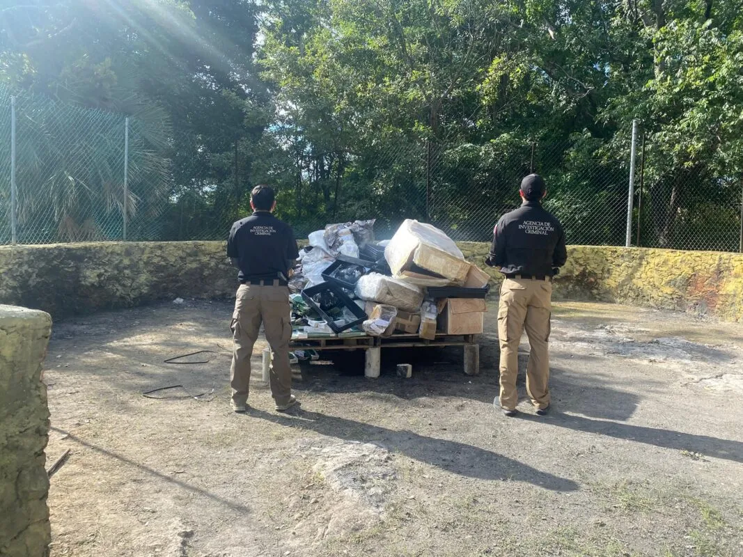 FGR Quintana Roo destruye narcóticos y objetos delictivos