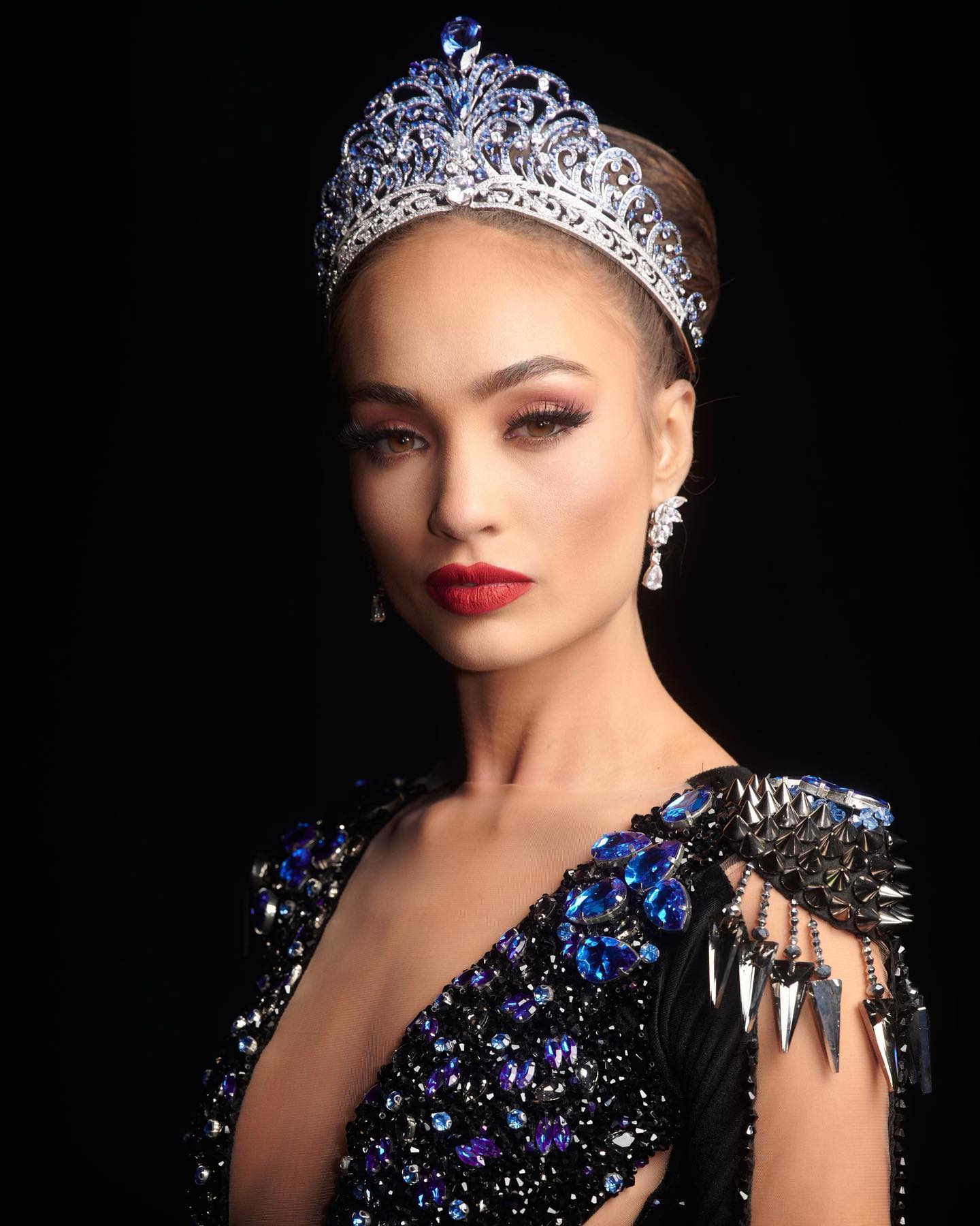 R’Bonney Gabriel de Estados Unidos gana la 71ª edición de Miss Universo