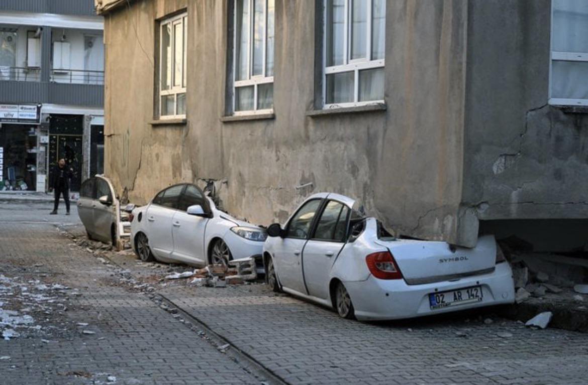 Turquía afronta enorme tarea de reconstrucción tras terremotos