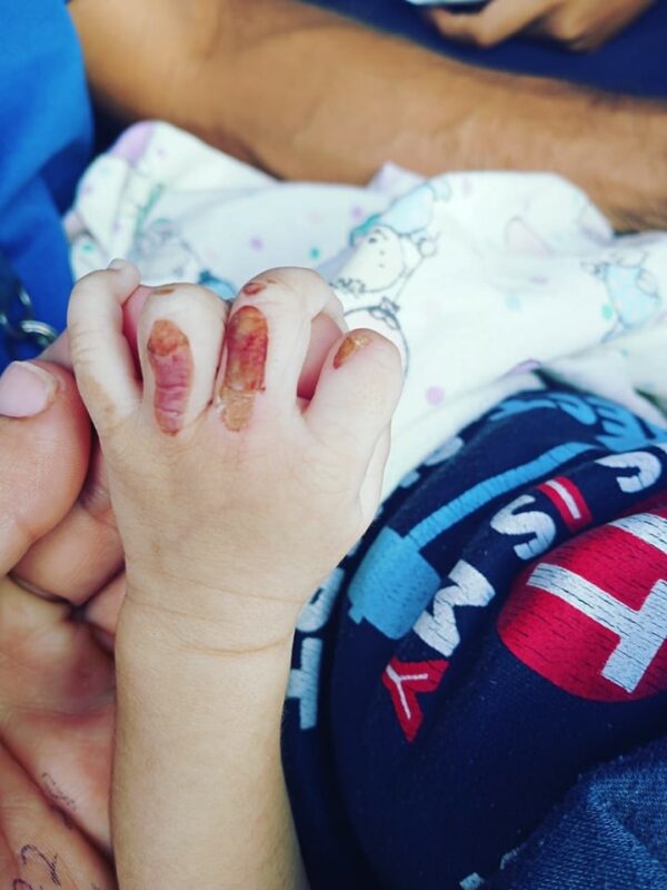 Geavig rescata a bebé que era regalado por sus padres en Cancún