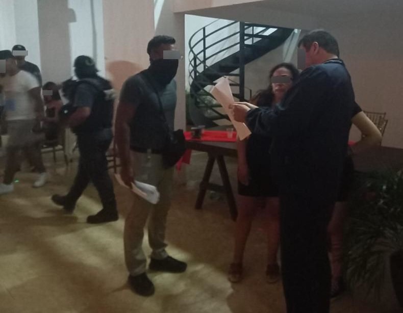 Asegura inmueble en Cancún donde organizaban fiestas clandestinas con adolescentes